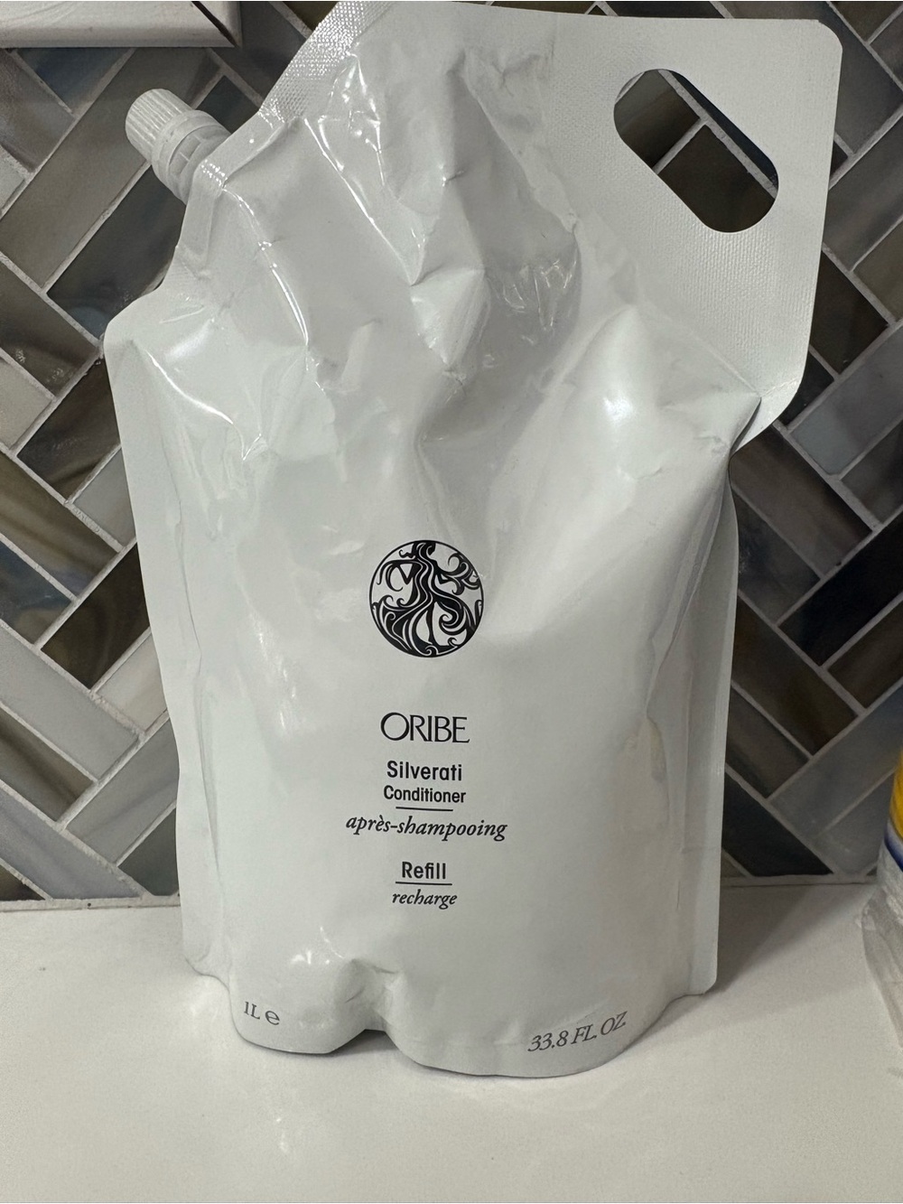 Oribe Silverati Conditioner 33.8 oz Refill - White